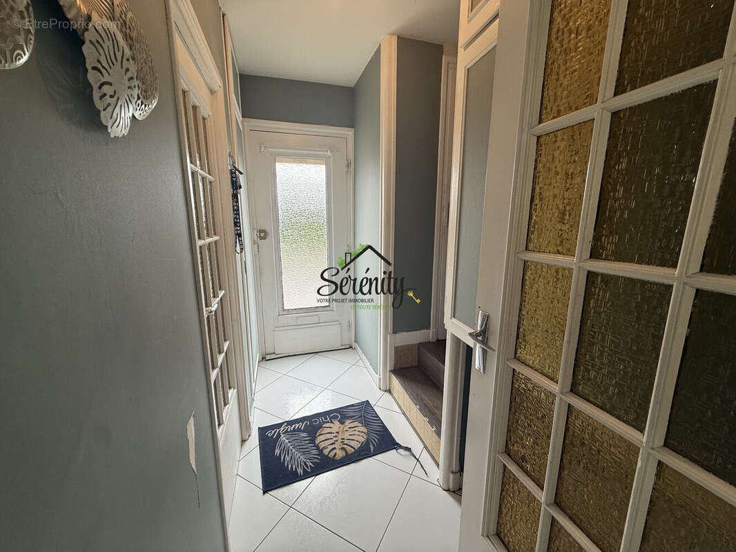 Maison à DOUCHY-LES-MINES