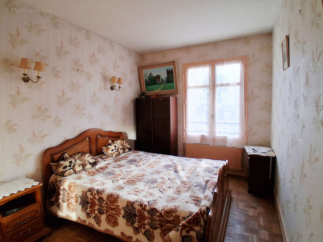 Maison à POILLY-LEZ-GIEN