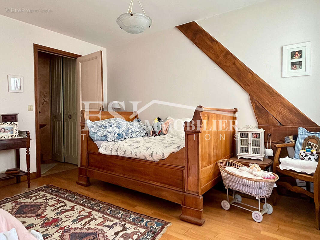 Maison à SAINT-LEU-LA-FORET