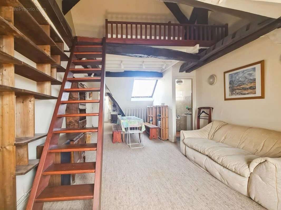 Appartement à PARIS-4E