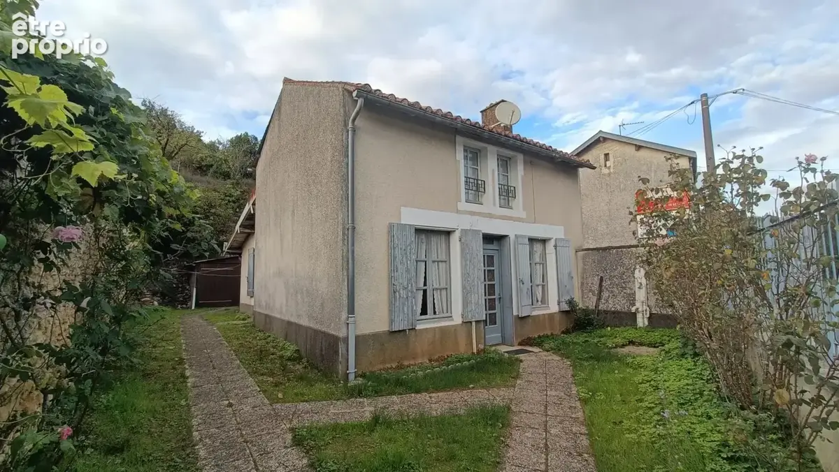 Maison à rénover latillé - photo 1