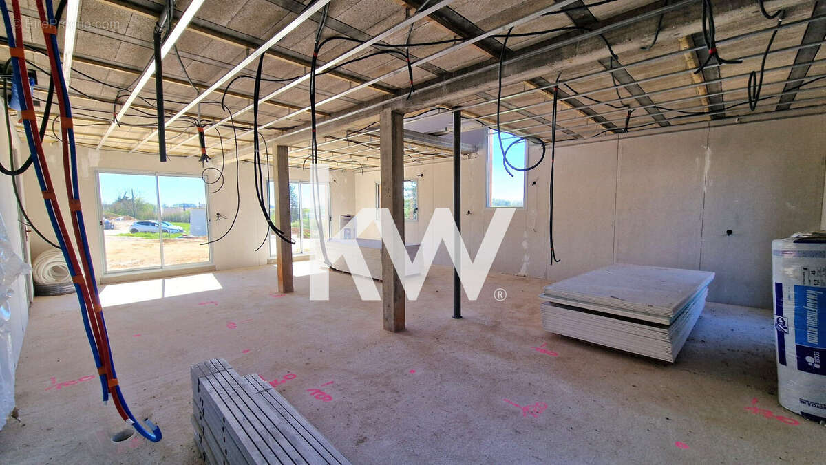 Photo prise le 7 avril 2026 - Maison à EVANS