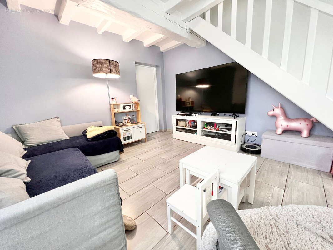 Maison à SAINT-MARTIN-DE-BOSCHERVILLE