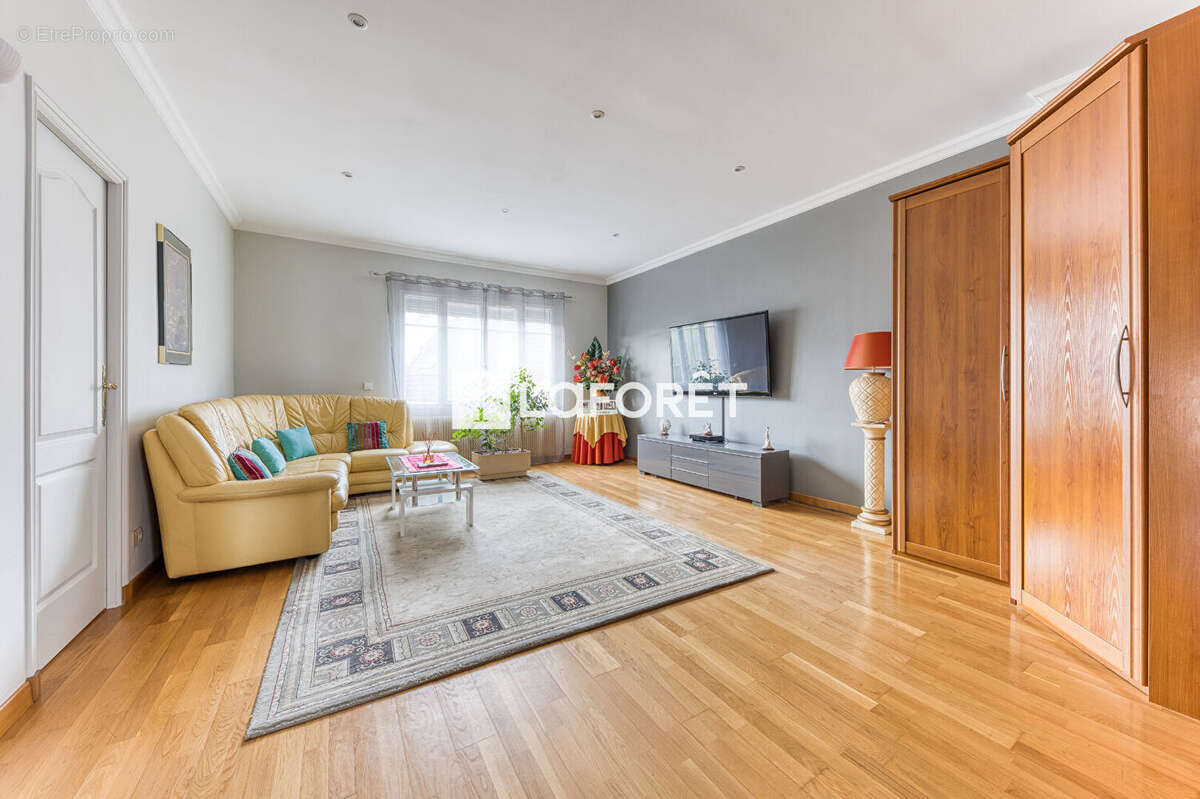 Maison à MAISONS-ALFORT