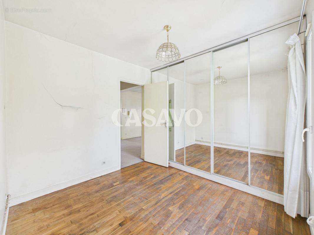 Maison à CHENNEVIERES-SUR-MARNE