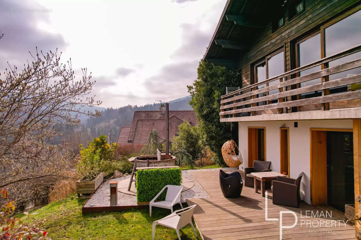 Maison à SAINT-JORIOZ