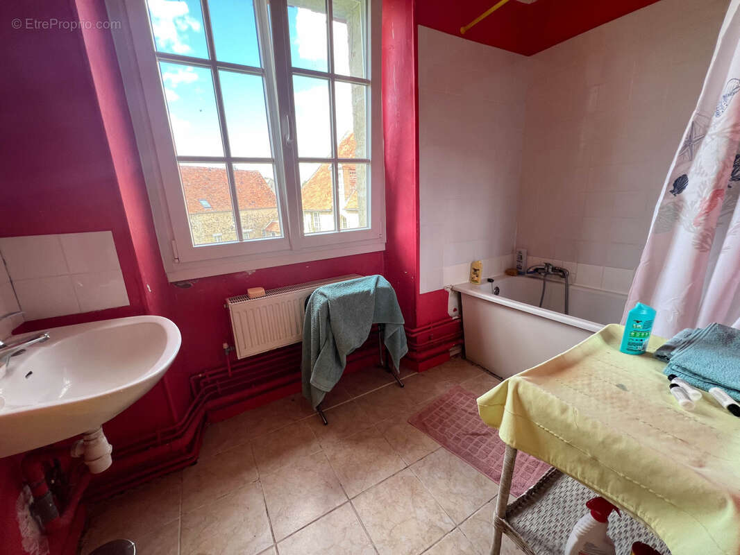 Maison à TOURNAI-SUR-DIVE