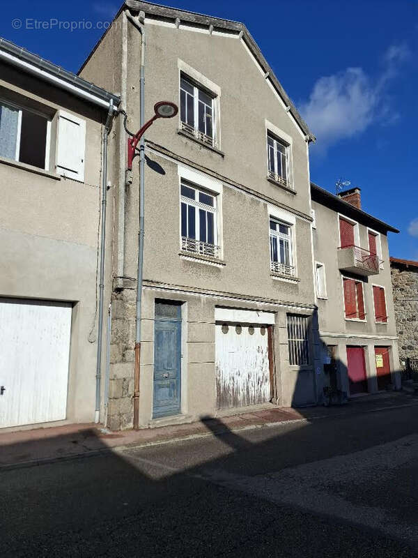 Maison à SAINT-MARTIN-DE-VALAMAS