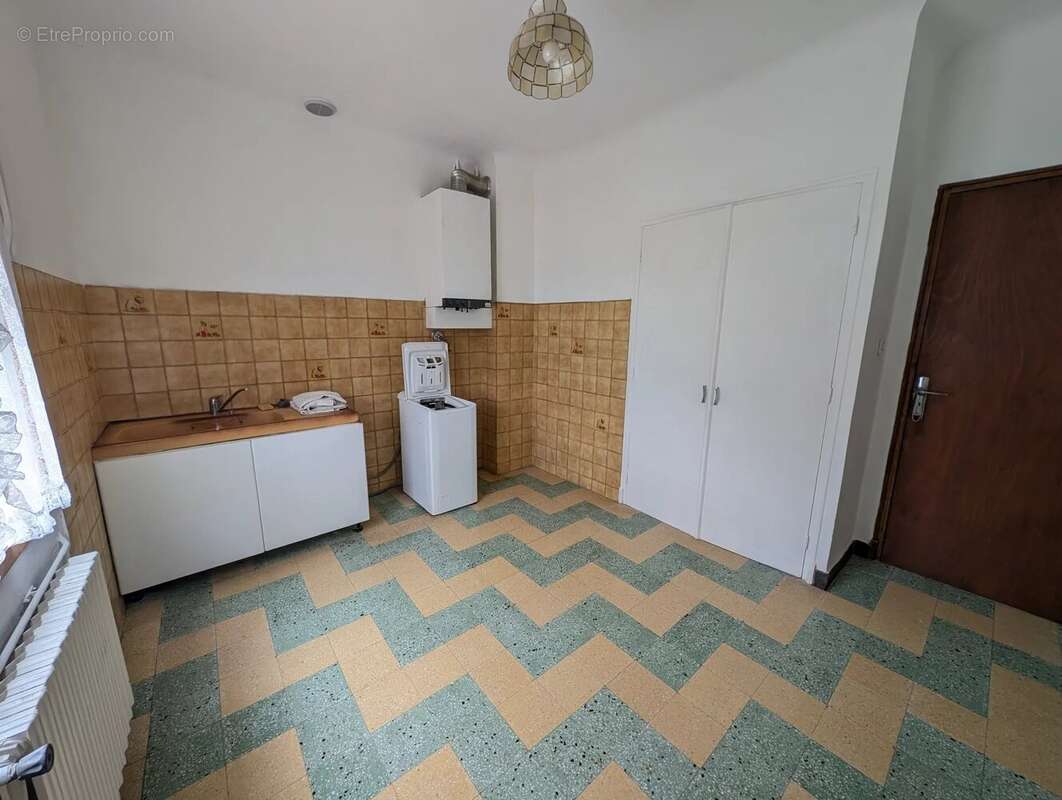 Appartement à PEILLE