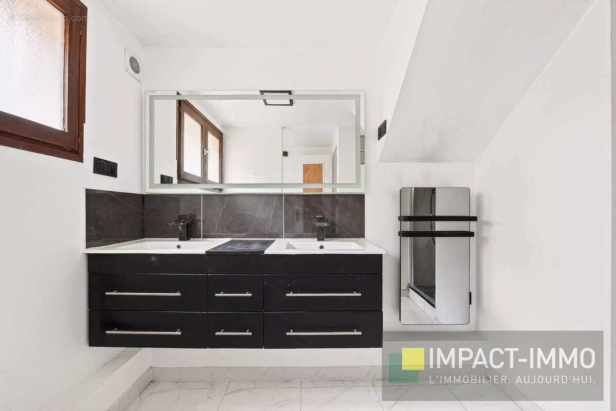 Appartement à PUTEAUX