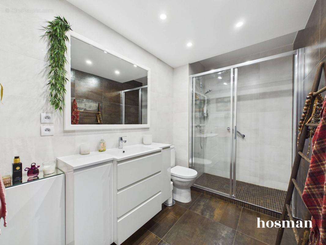 Appartement à PARIS-20E