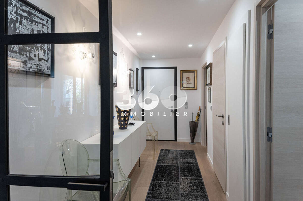 Appartement à BRISON-SAINT-INNOCENT
