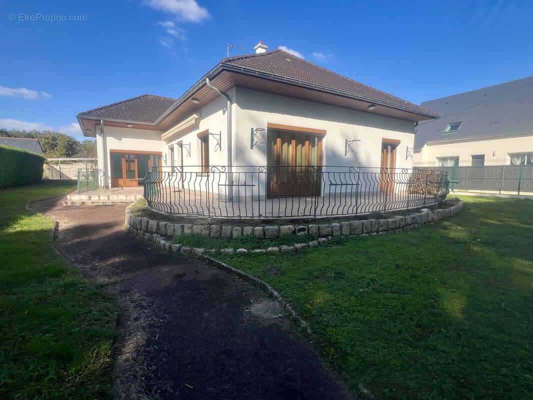 Maison à VEIGNE