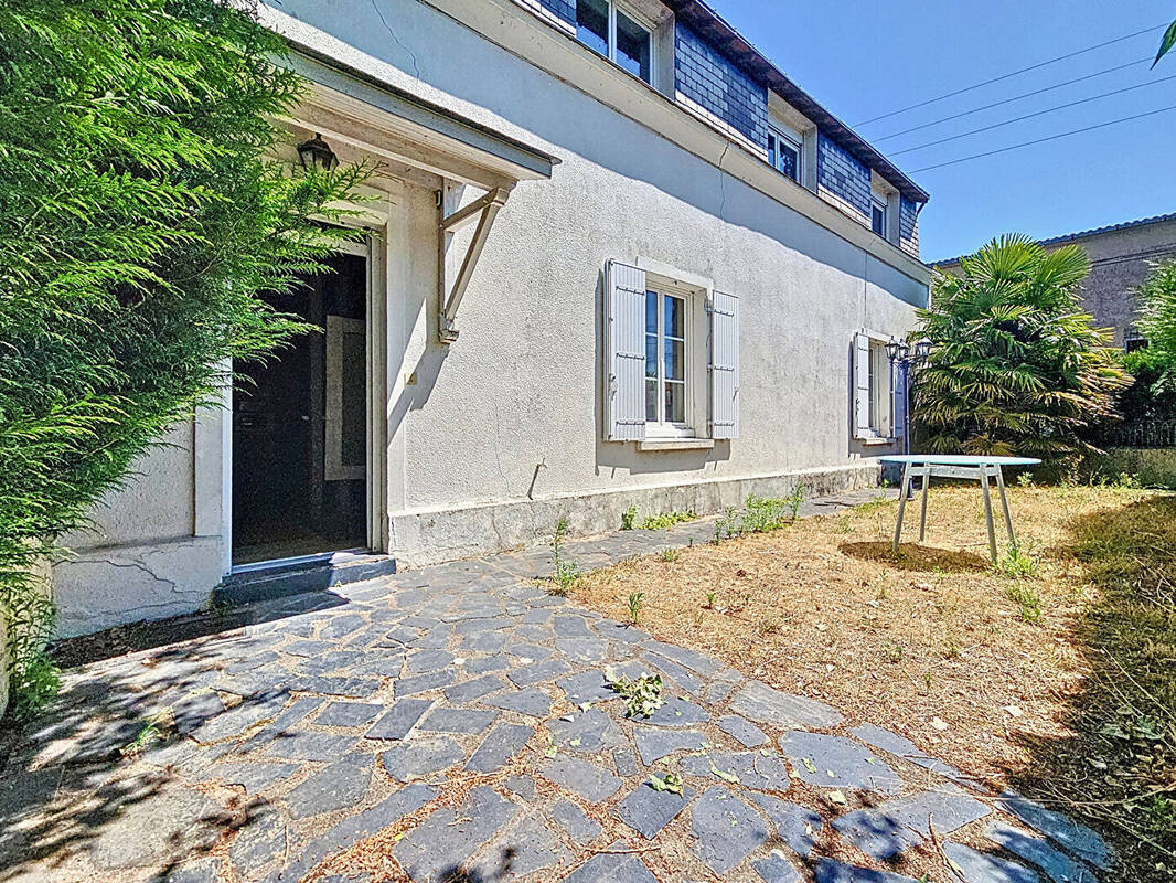 Maison à SAINT-SYLVAIN-D'ANJOU