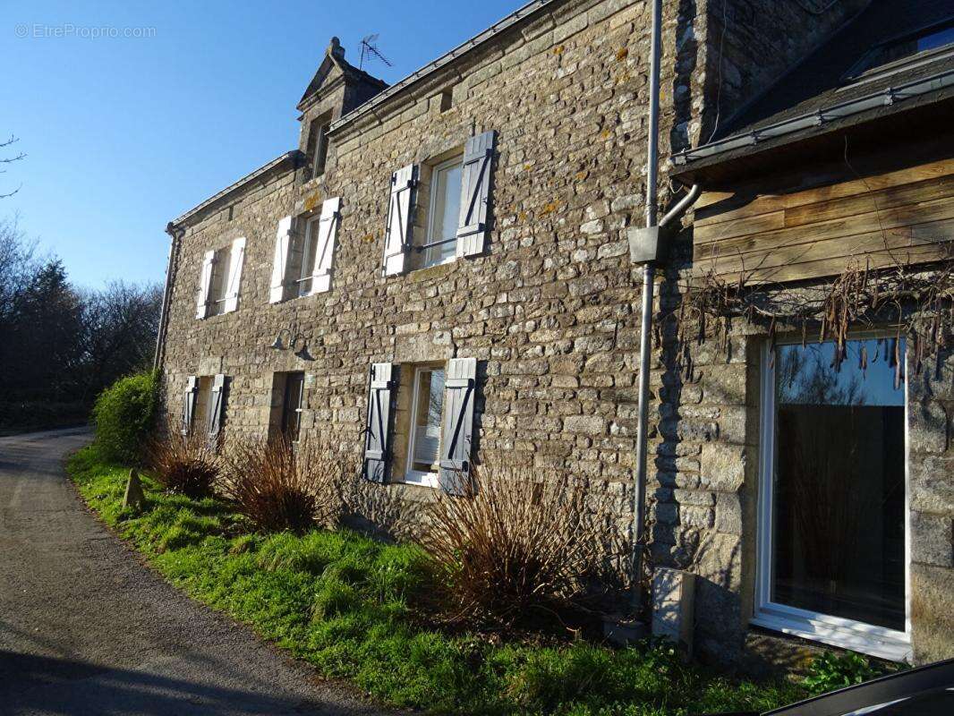 Maison à SAINT-NOLFF