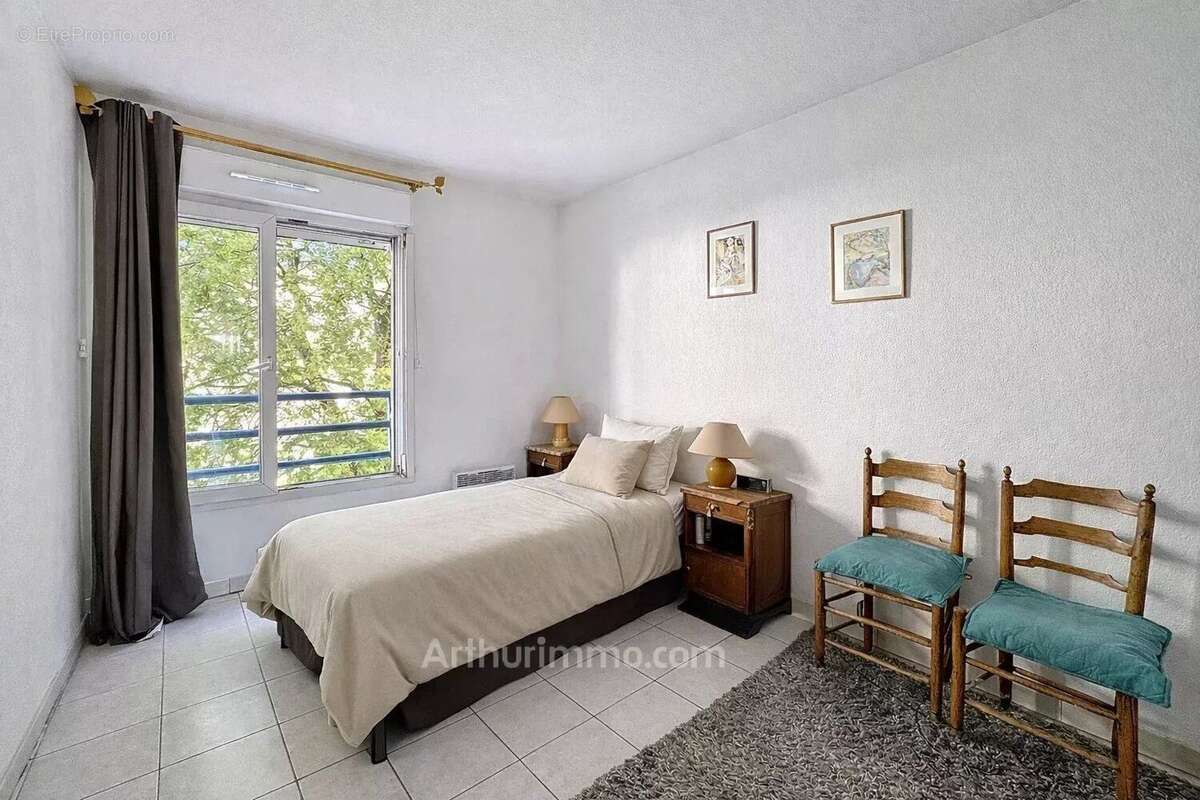 Appartement à MOUANS-SARTOUX