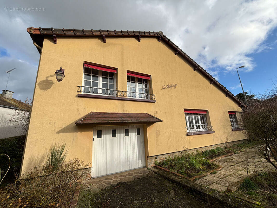 Maison à LA FERTE-BERNARD