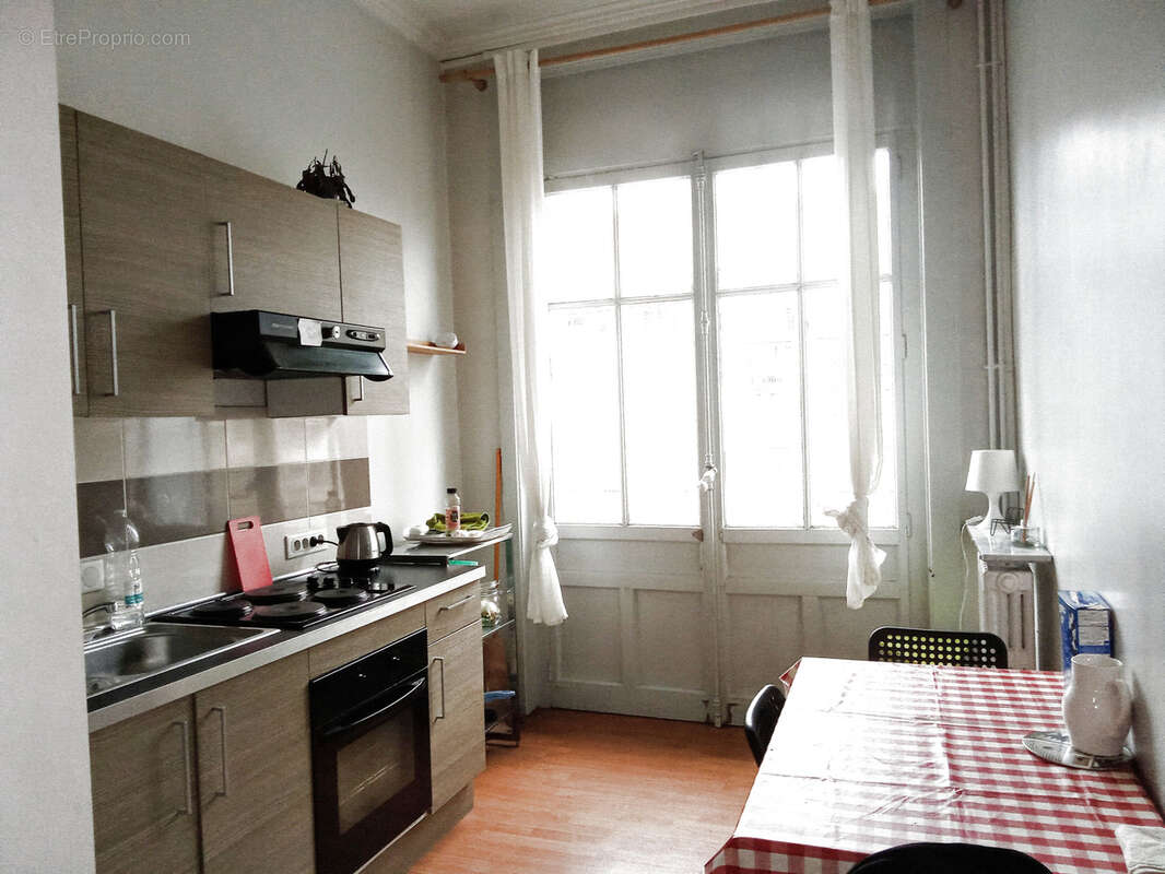 Appartement à SAINT-ETIENNE