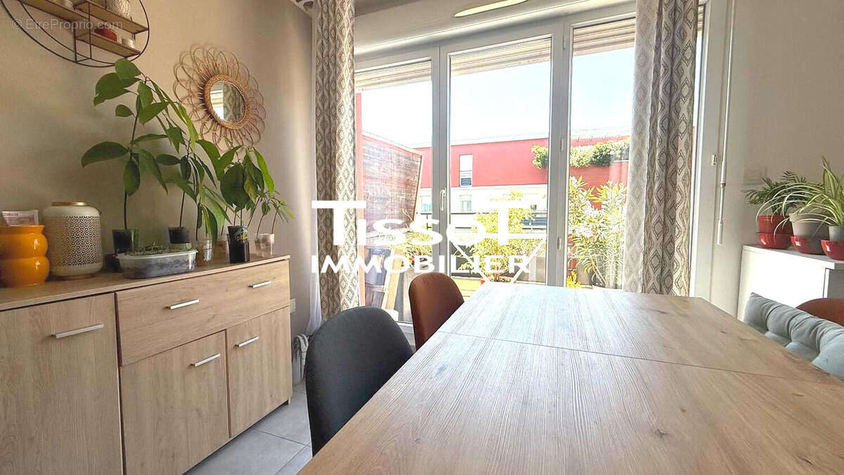 Appartement à NIMES