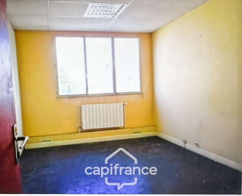 Commerce à FRESSENNEVILLE