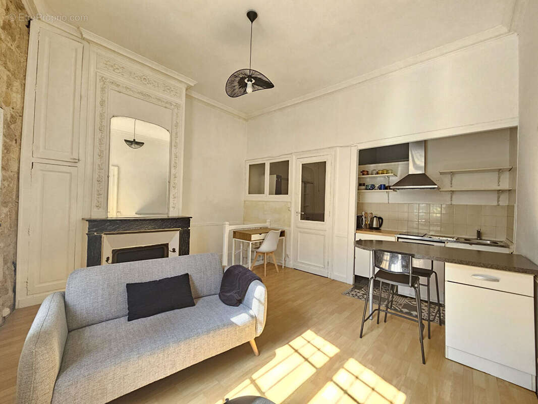 Bordeaux sainte-croix  appartement t2 48 m² - photo 2