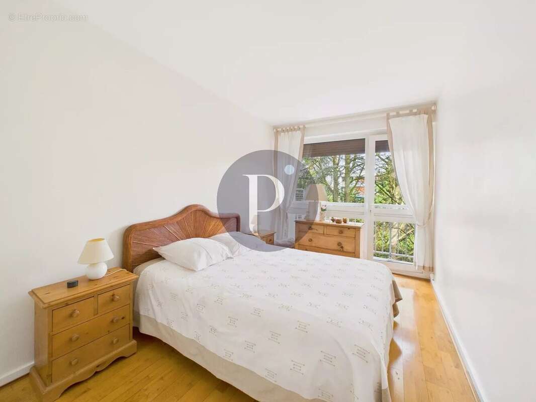 Appartement à VERRIERES-LE-BUISSON