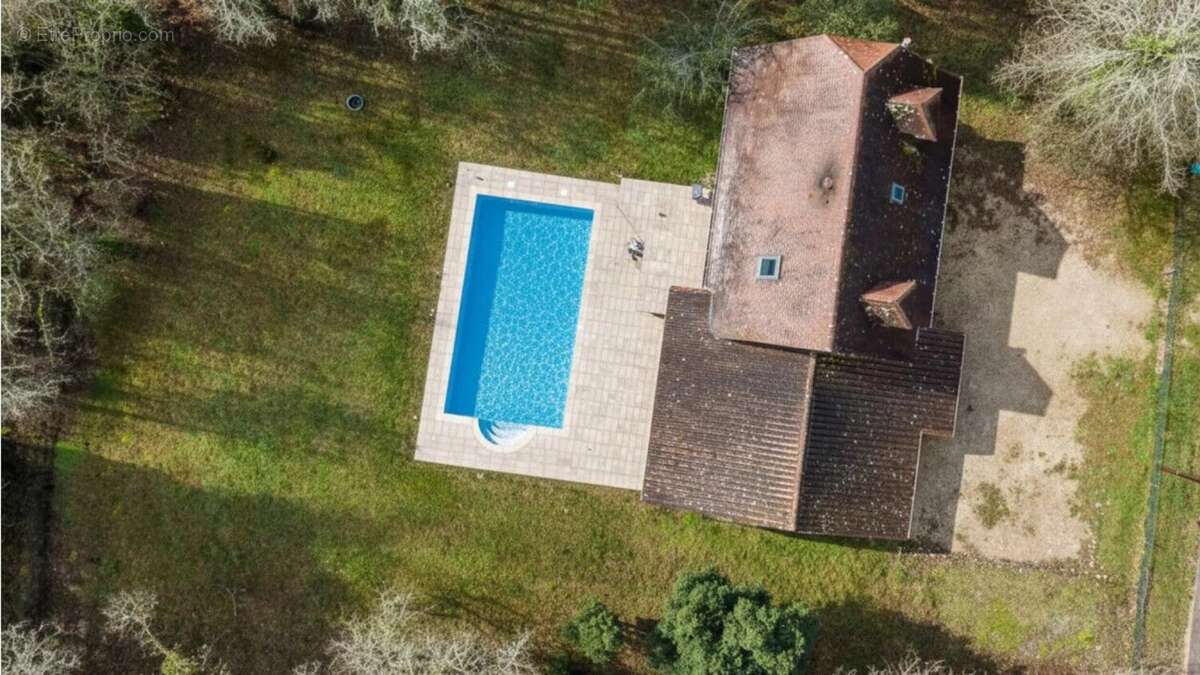 Maison à CARLUX