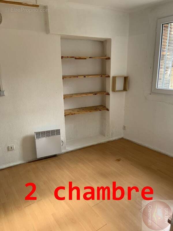 Maison à LEZAN