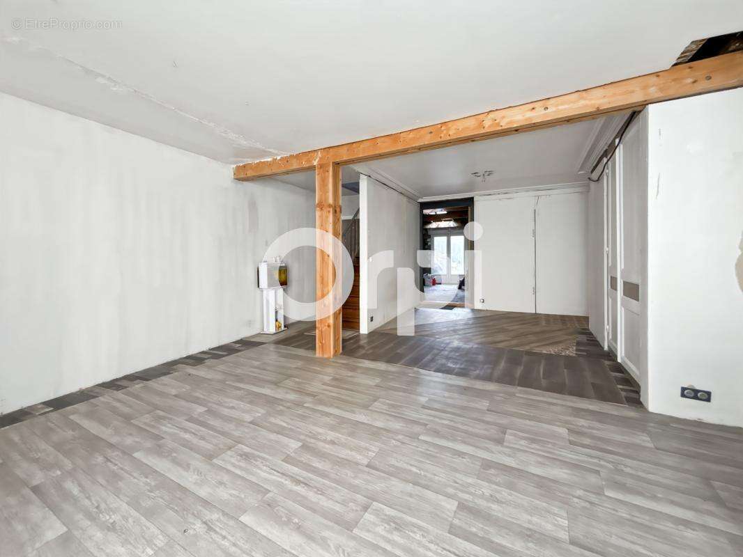 Maison à SAINT-MARTIN-BOULOGNE