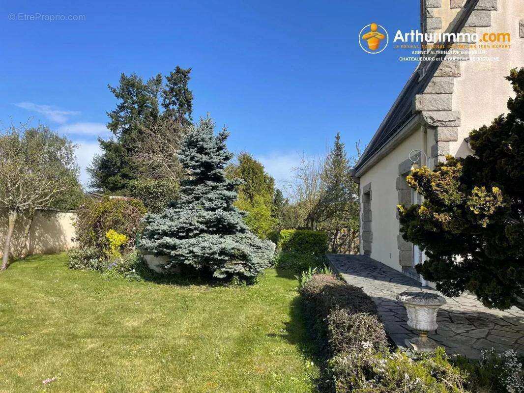 Maison à LA GUERCHE-DE-BRETAGNE