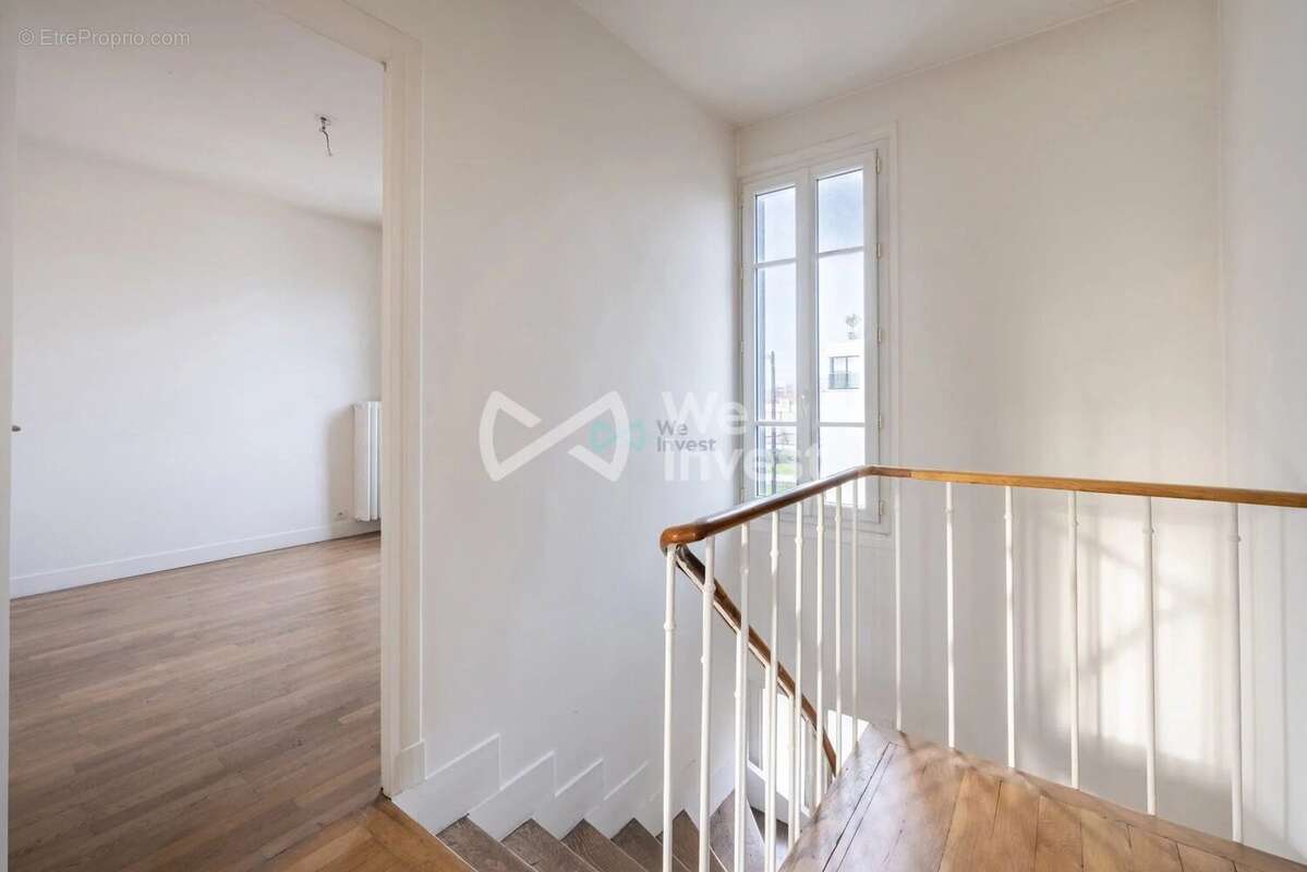 COLOMBES – VILLA GALLÉ  Maison de caractère non motoyenne 5 - photo 22