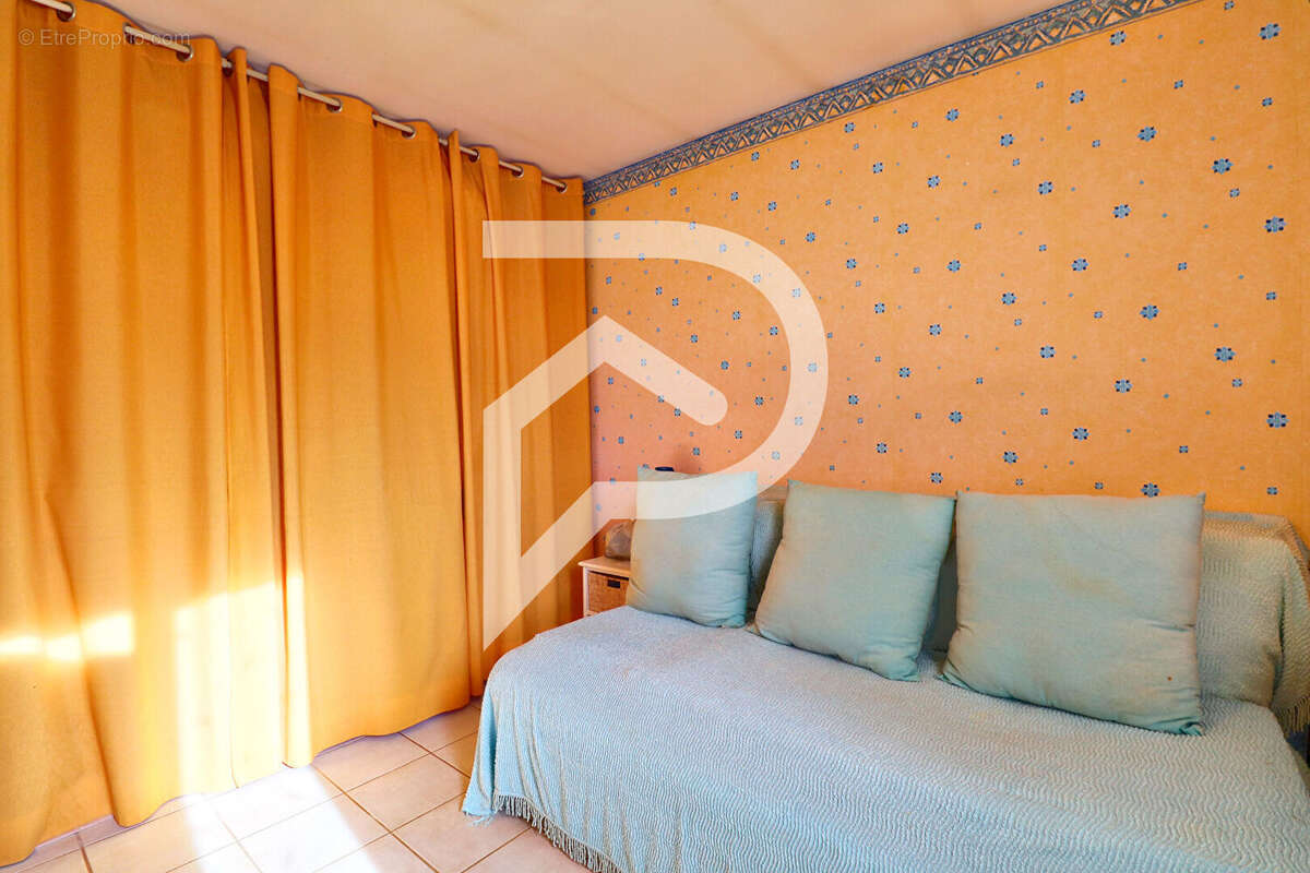 Maison à VINON-SUR-VERDON