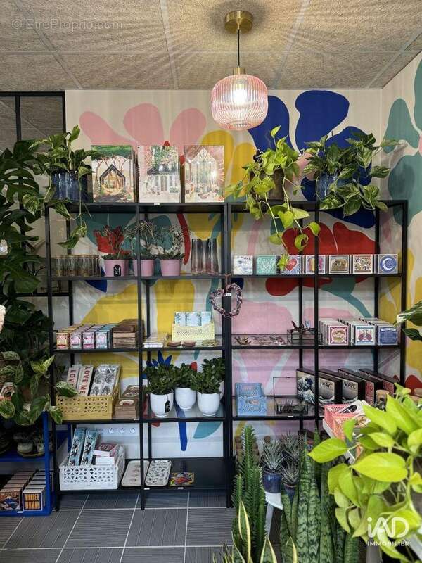 Photo 7 - Commerce à FRANCONVILLE