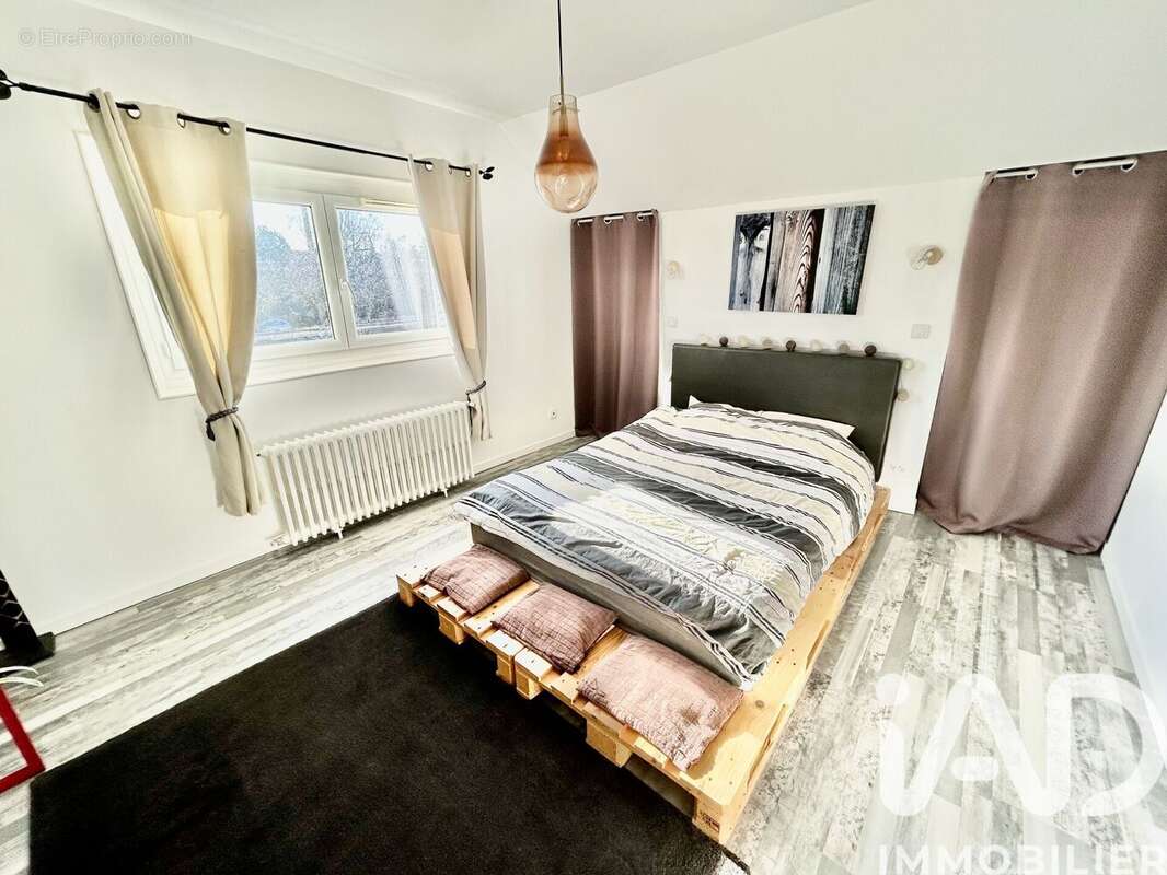 Photo 5 - Maison à URY