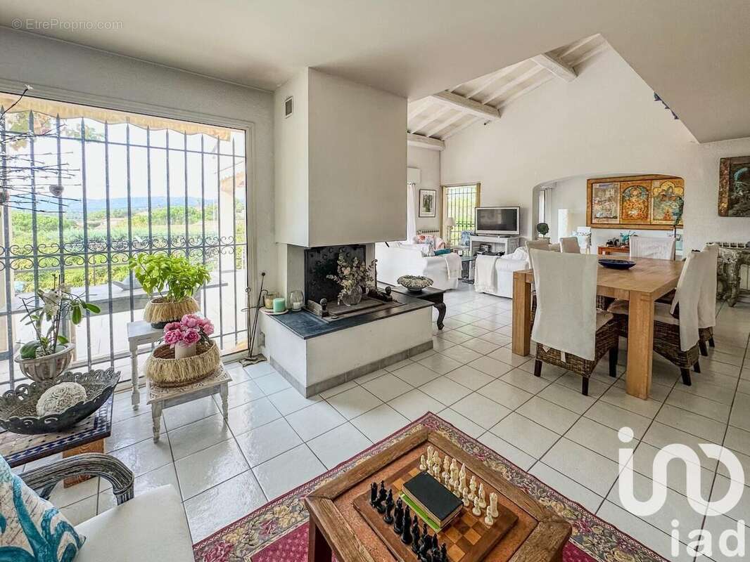 Photo 6 - Maison à FREJUS