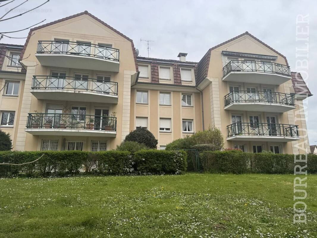 Appartement à JOIGNY