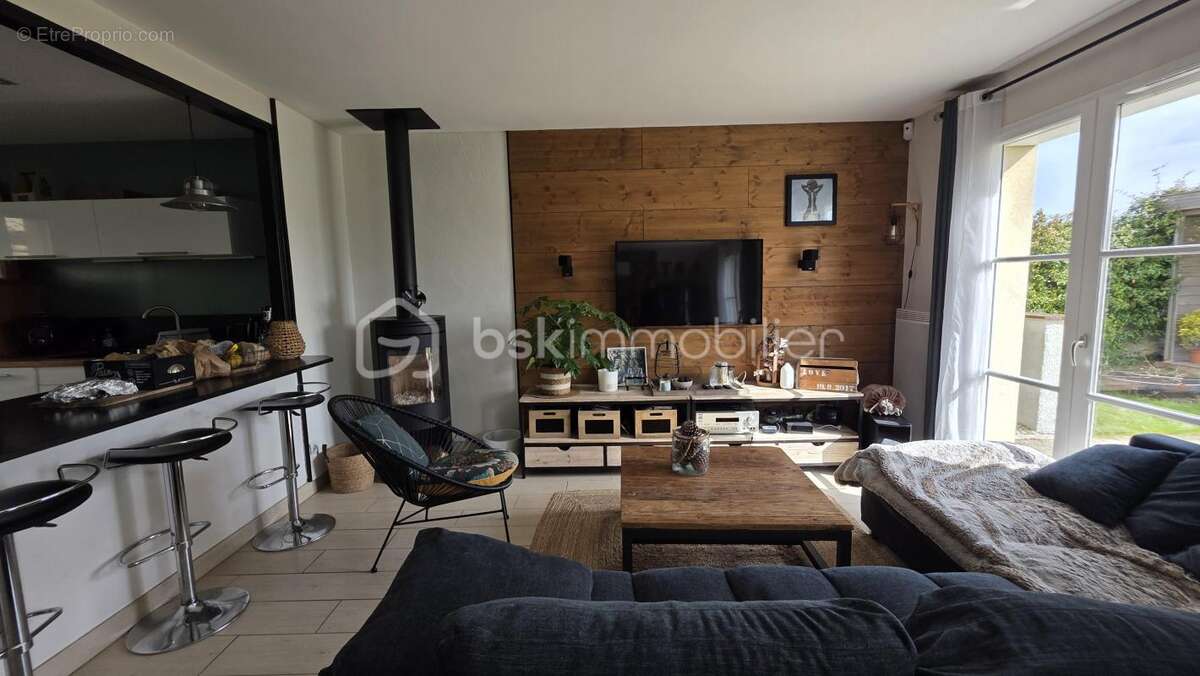 Proche Melun - Maison familiale - 130 m2 - 4 chambres - terrain 514 m2 - photo 3