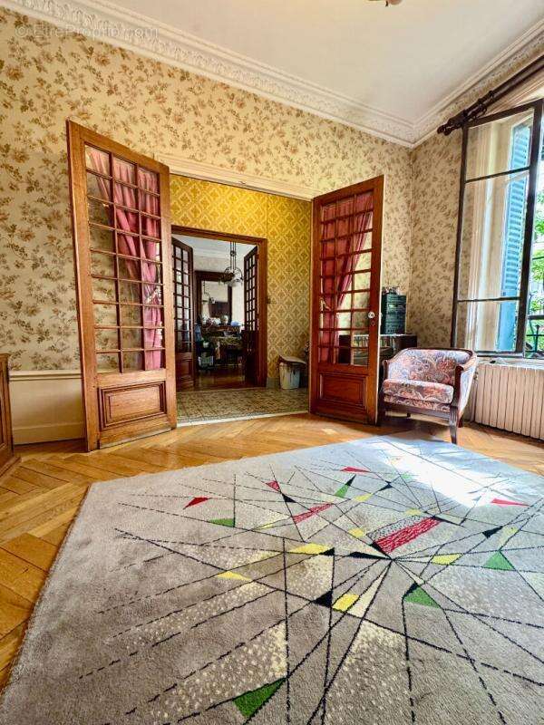 Maison à VILLEURBANNE