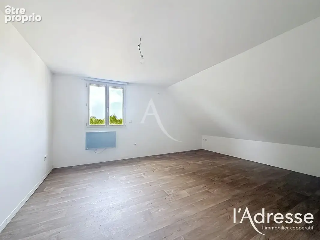 Maison familiale 160 m² ? 4 chambres, mezzanine, garage et jardin - photo 5