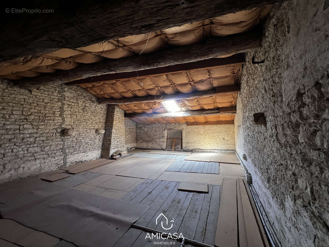 Niort (saint-liguaire) maison en pierre proche de la sevre - photo 9