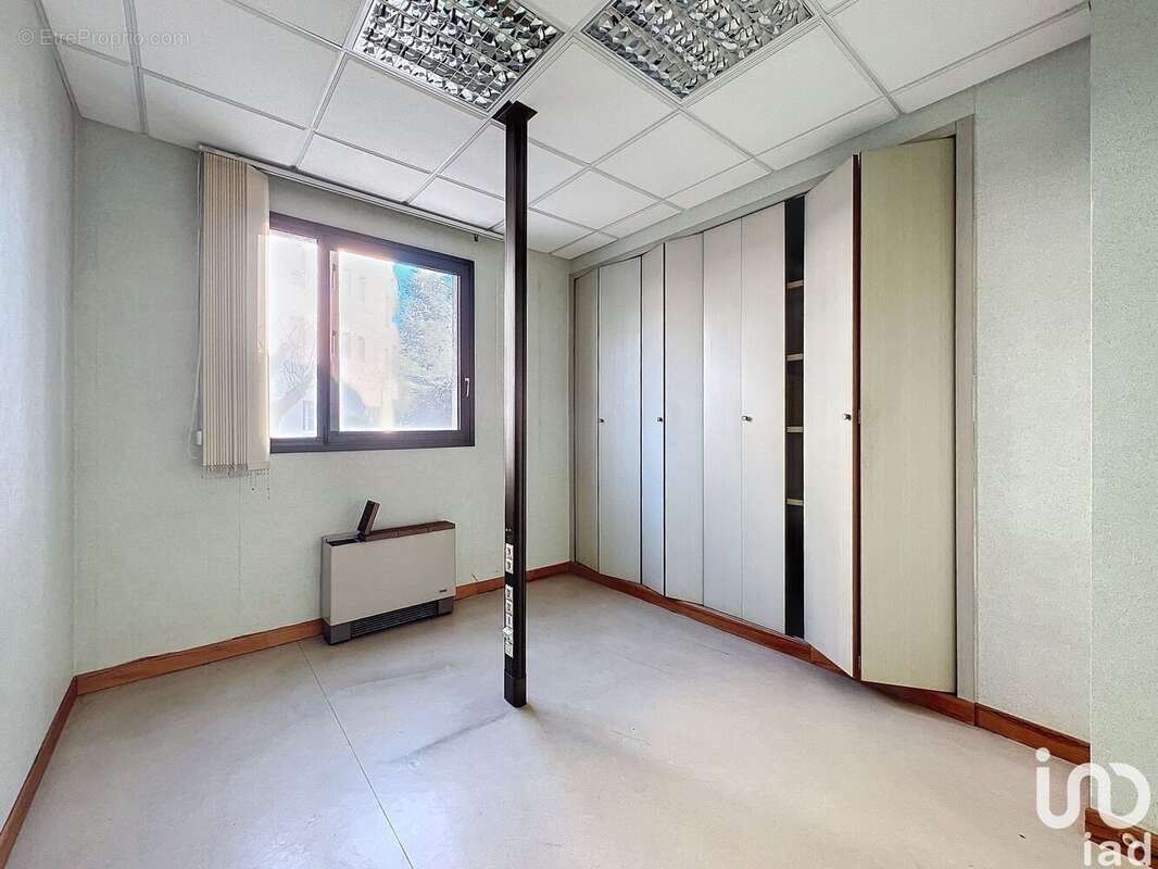 Photo 3 - Commerce à MILLAU