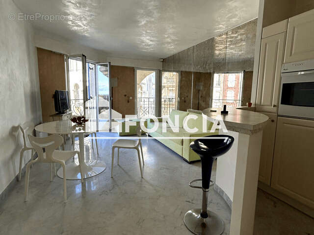 Appartement à MENTON