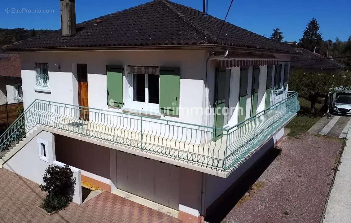 Maison à SAINT-ASTIER