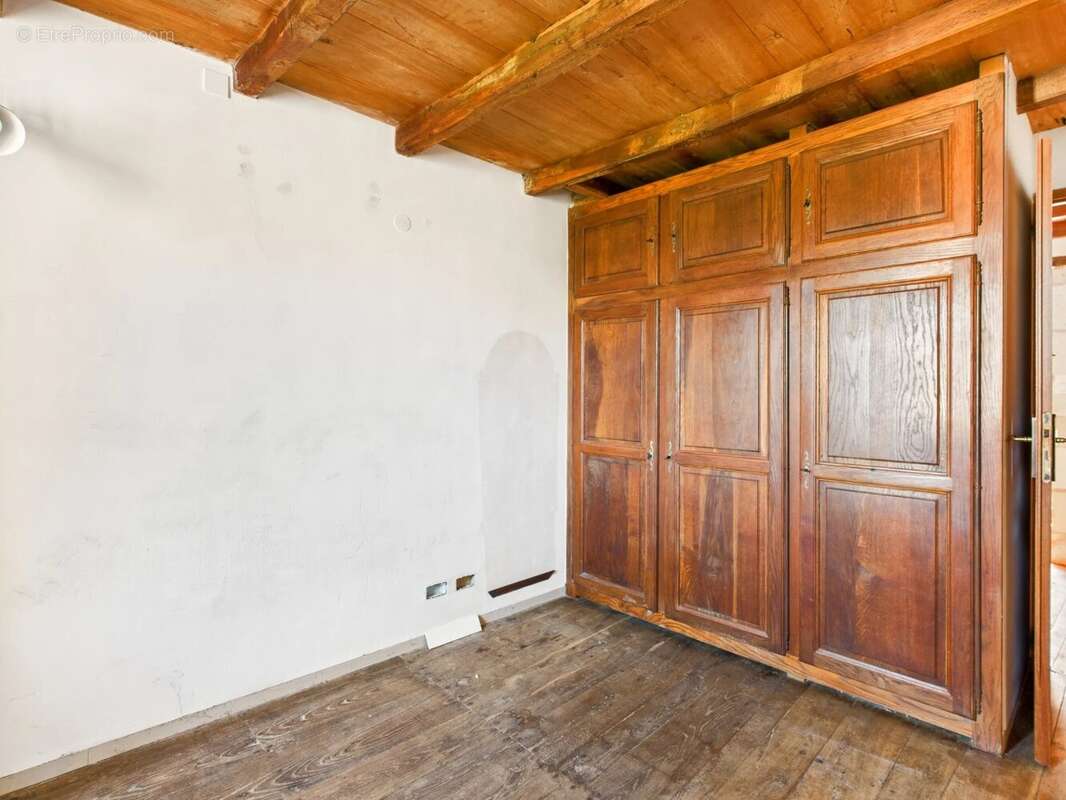 Maison à BERTRIC-BUREE