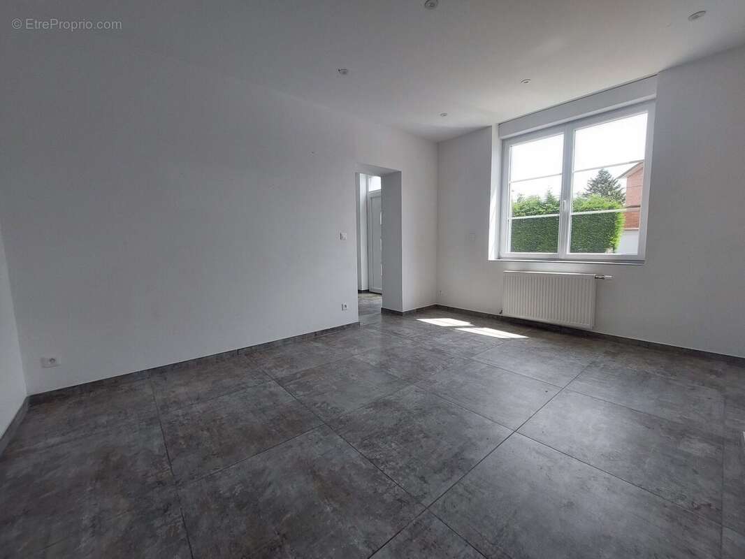 Maison 91 m² à Chocques  - photo 2
