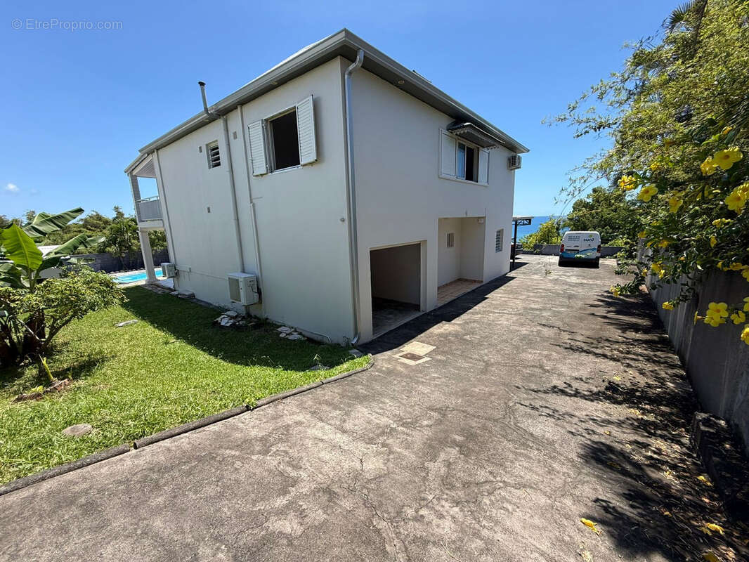 Maison à SAINT-BENOIT