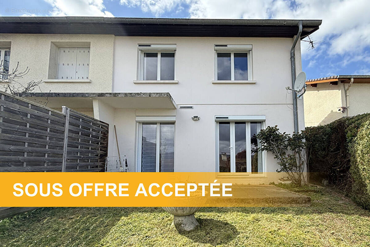 Maison à LONS-LE-SAUNIER