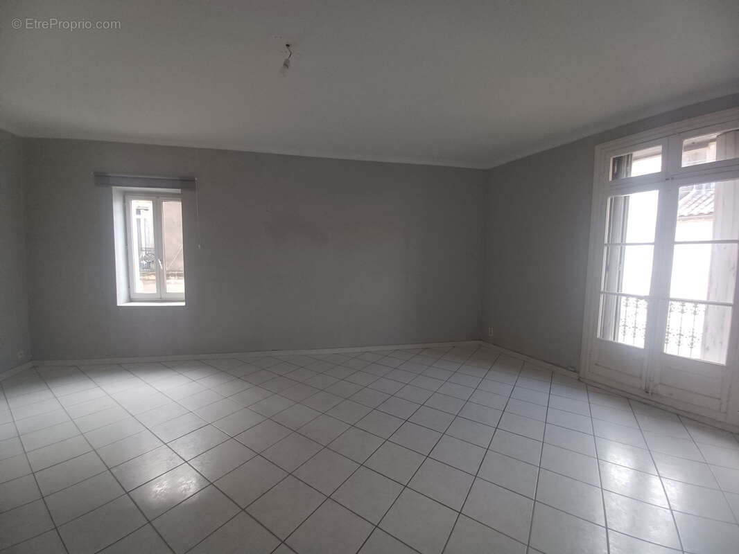 Appartement à BEZIERS