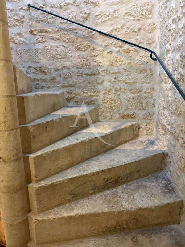 Appartement à FONTENAY-LE-COMTE