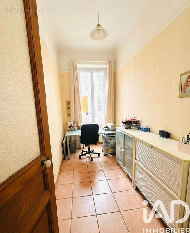 Appartement 100 m² à Marseille-6e  - photo 6